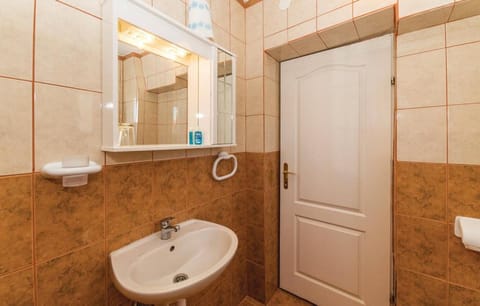 Apartment DIANA - Great Location, Cosy 2 Bedroom, 2 Bathroom apt Apartment in Šibenik-Knin County, Croatia