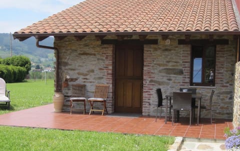 Facade/entrance, Garden, Balcony/Terrace, Lobby or reception, On site, Garden view, Garden view, Mountain view, Mountain view