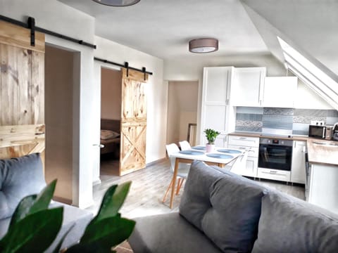 Balcony/Terrace, Kitchen or kitchenette, Living room, Dining area