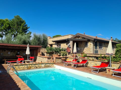 Property building, Swimming pool, sunbed