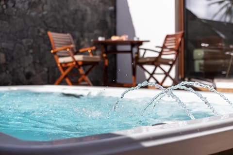 BBQ facilities, Hot Tub, View (from property/room), Balcony/Terrace, Sea view, Swimming pool