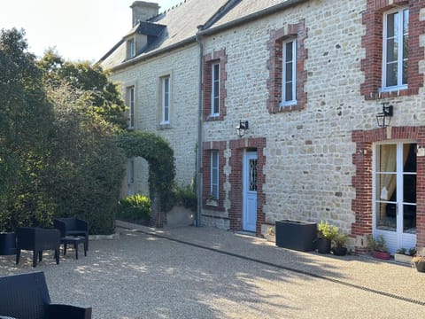 Chambres d'Hôtes Le Clos Tassin Bed and Breakfast in Normandy