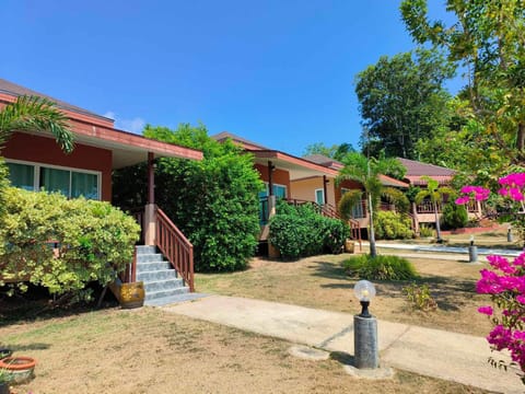 Sunrise Beach Kohyao Resort Resort in Krabi Changwat