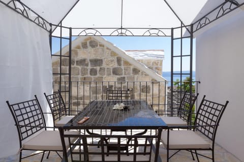 Balcony/Terrace, Seating area, Dining area