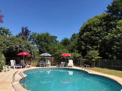 Swimming pool