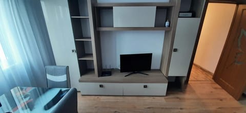 Property building, TV and multimedia, Beach