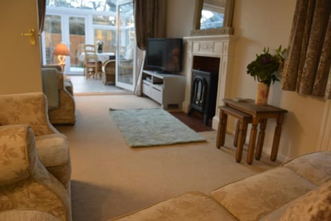 Sunshine Corner Apartment in Mersea Island