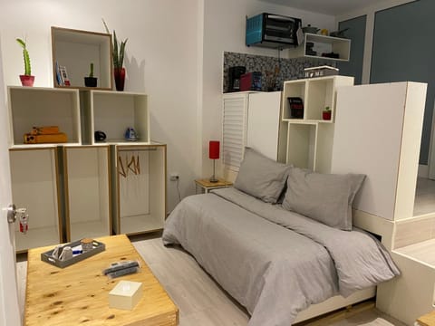 Bed, Photo of the whole room