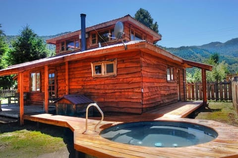 Property building, Swimming pool, Swimming pool