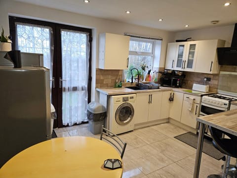 Monyhull Homestay - near City centre Kingsheath NIA NEC BHX Vacation rental in Birmingham