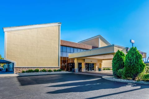 Property building, On site