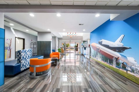 Lobby or reception, On site