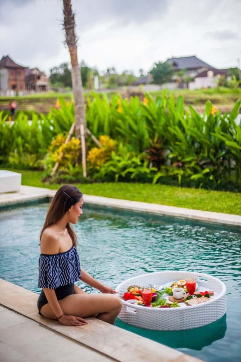 Garden, Pool view, Breakfast