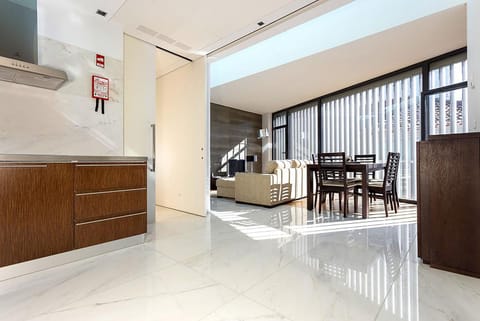 TV and multimedia, Living room, Dining area, kitchen