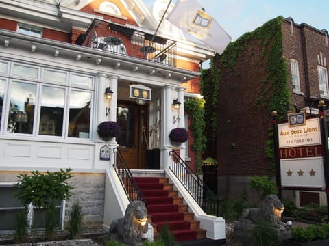 Property building, Facade/entrance