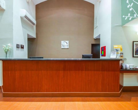 Lobby or reception, On site