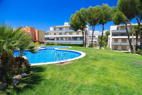 Garden, Swimming pool