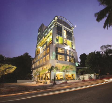 Property building, Facade/entrance, Bird's eye view
