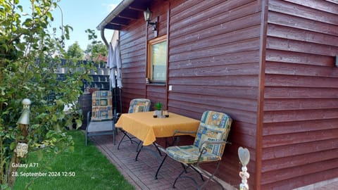 Property building, Seating area
