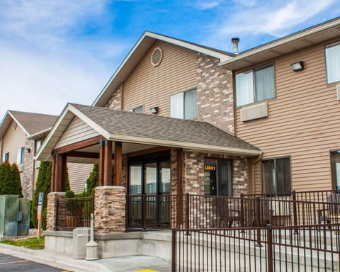 Property building, On site