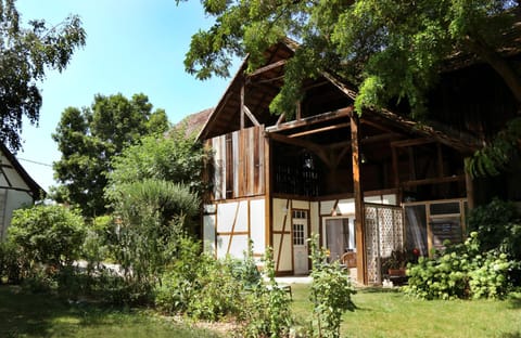 Property building, Garden, Balcony/Terrace, Garden view, pet friendly