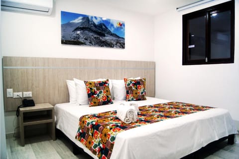 Bed, Photo of the whole room, Decorative detail
