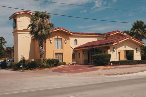 Property building, On site