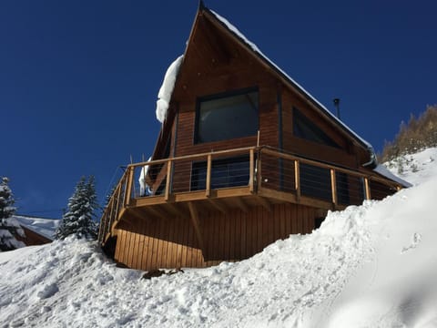 CHALET TRIPTYQUE Villa in Provence-Alpes-Côte d'Azur