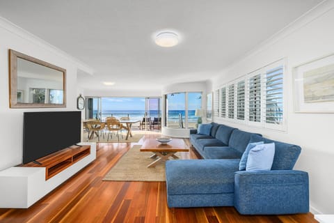 Lounge or bar, Sea view, Dinner