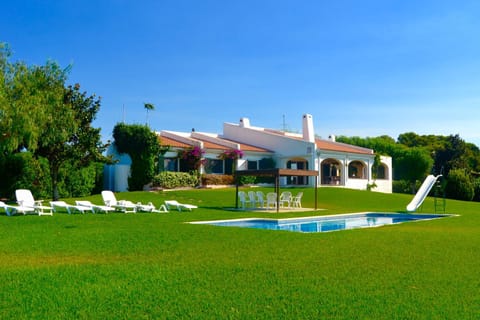Property building, Spring, Off site, Garden, Garden view, Pool view, Swimming pool, Entertainment, Entertainment, sunbed