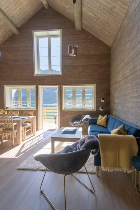 View (from property/room), Living room, Seating area, Dining area