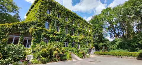 Property building, Natural landscape