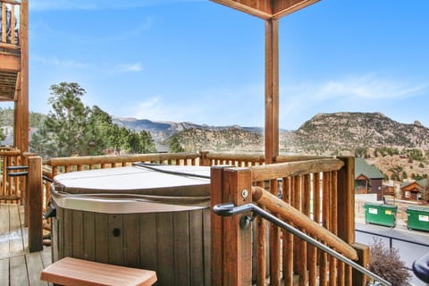 Hot Tub, View (from property/room)