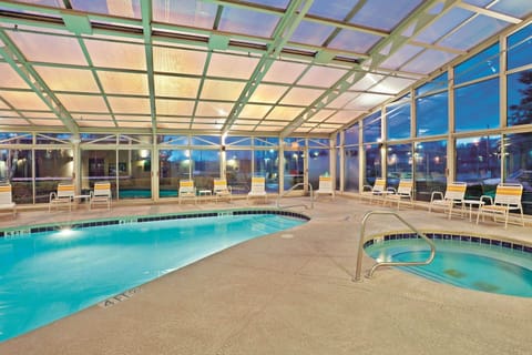 On site, Pool view, Swimming pool, Swimming pool