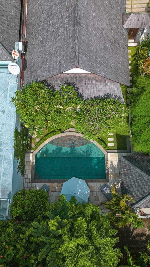 Property building, Bird's eye view