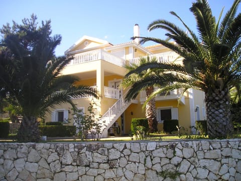 Property building, Facade/entrance