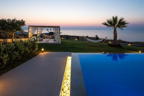 Sea view, Swimming pool, Sunrise, sunbed