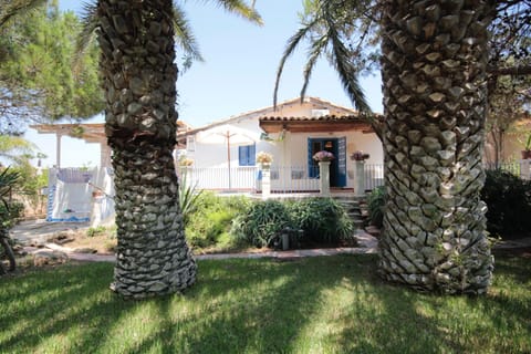 Property building, Garden, Garden view