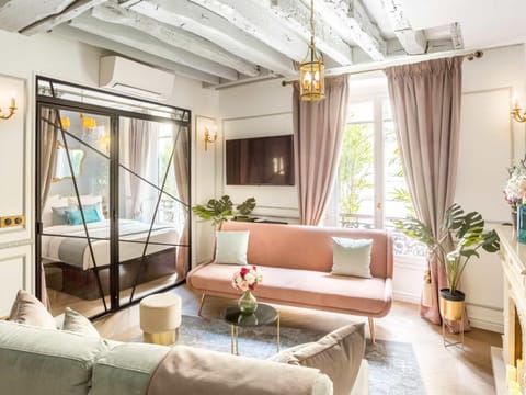 Communal lounge/ TV room, TV and multimedia, Living room, Photo of the whole room