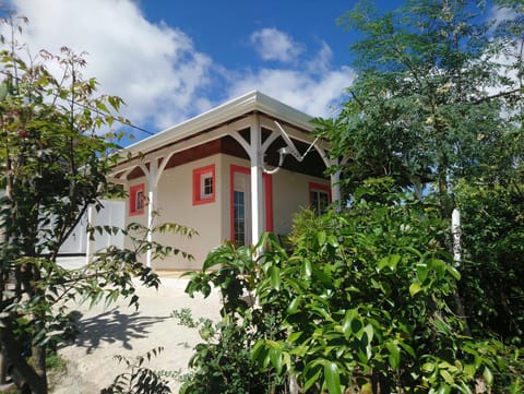 Facade/entrance, Garden, Balcony/Terrace, Garden view