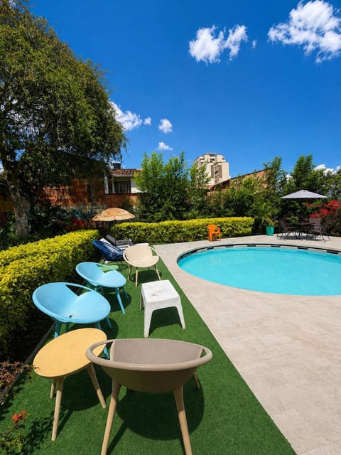 Swimming pool