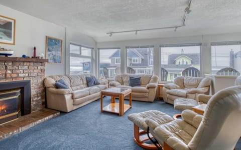 Anchor View House in Lincoln City