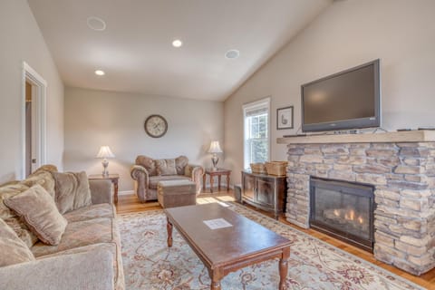 Sundance House in Roads End