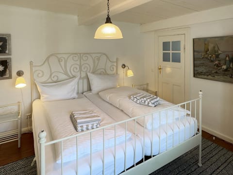 Friesenhaus Amrum Friesenhaushälfte *Hommelkasche* House in Nordfriesland