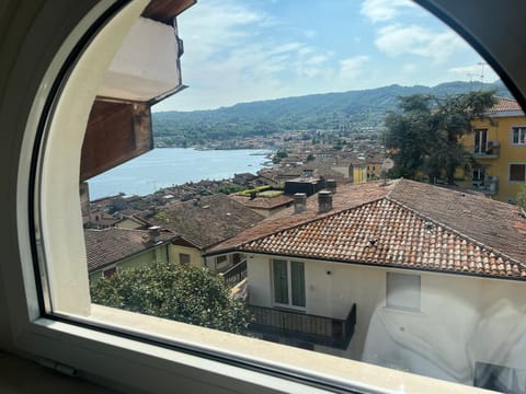 City view, Lake view