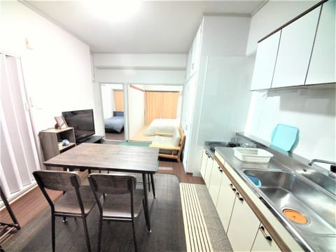 Kitchen or kitchenette, Photo of the whole room, Dining area