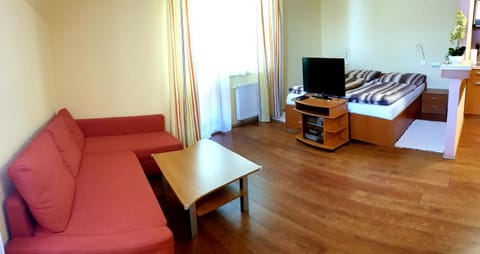 TV and multimedia, Living room, Photo of the whole room