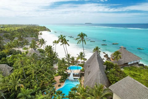 Pool view, Area and facilities, Area and facilities