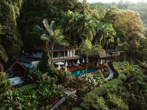 Property building, Restaurant/places to eat, Swimming pool