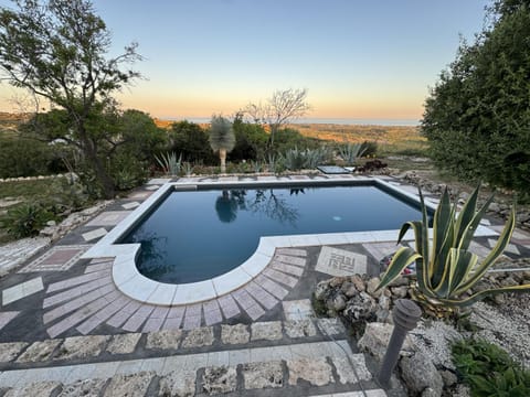 Natural landscape, Garden, Garden view, Mountain view, Pool view, Swimming pool, Swimming pool
